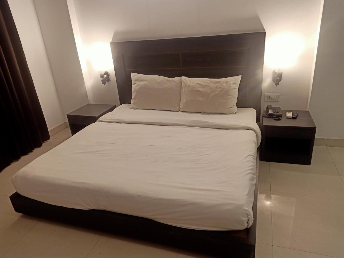 Hotel Chaupal By Casa Bella Gurgaon Ngoại thất bức ảnh
