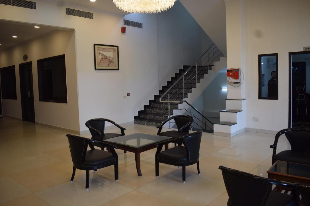 Hotel Chaupal By Casa Bella Gurgaon Ngoại thất bức ảnh