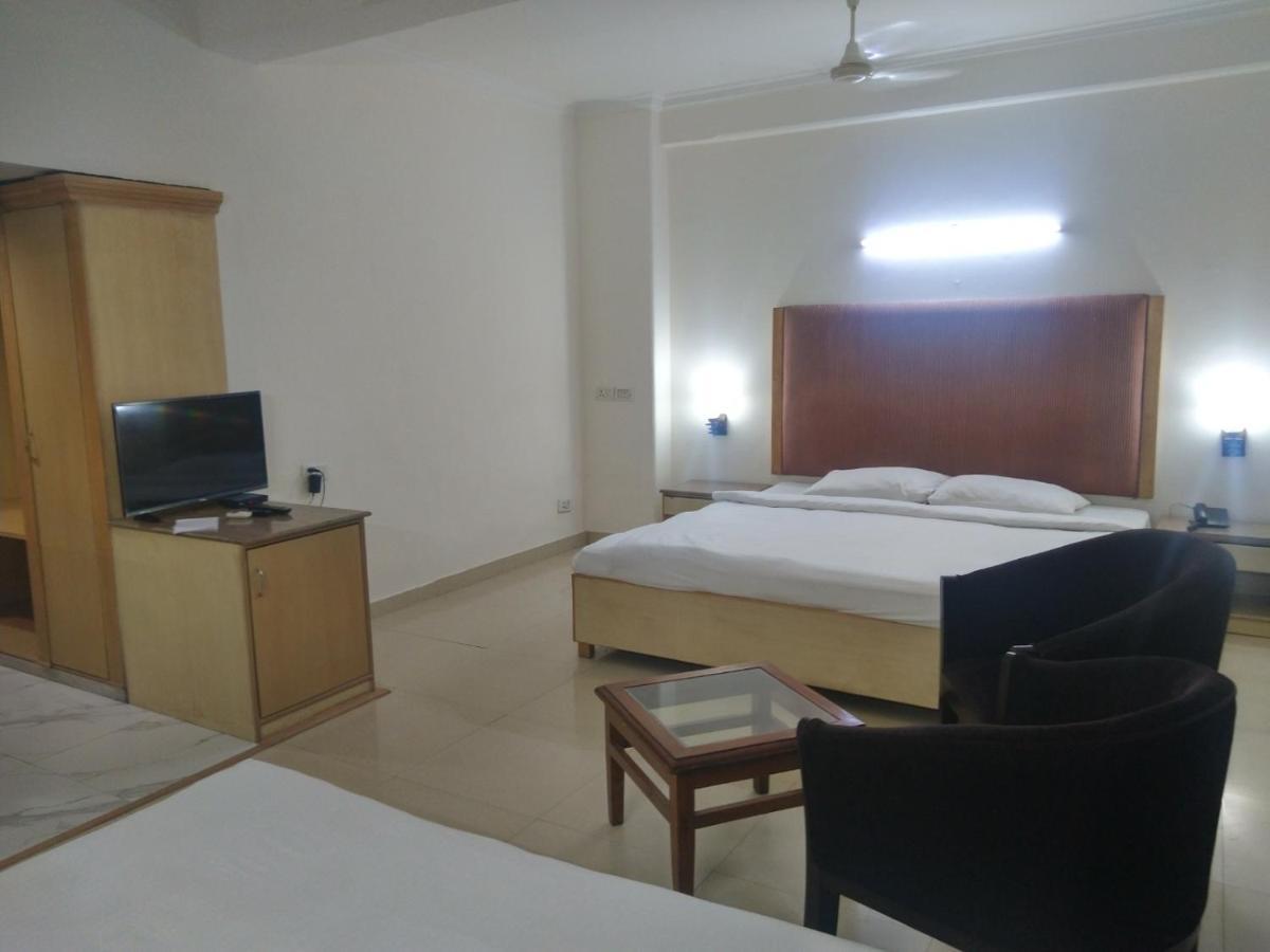 Hotel Chaupal By Casa Bella Gurgaon Ngoại thất bức ảnh