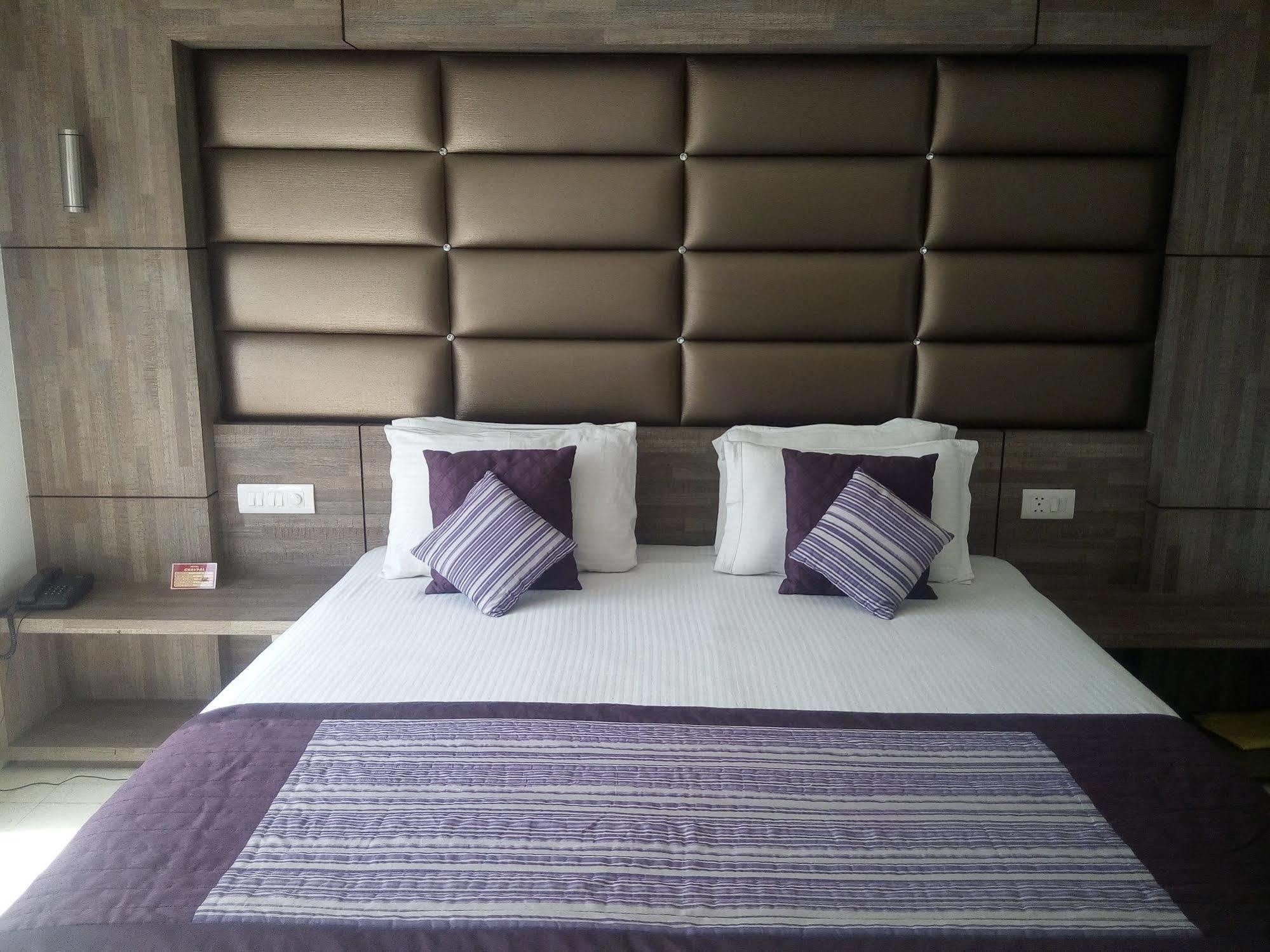 Hotel Chaupal By Casa Bella Gurgaon Ngoại thất bức ảnh